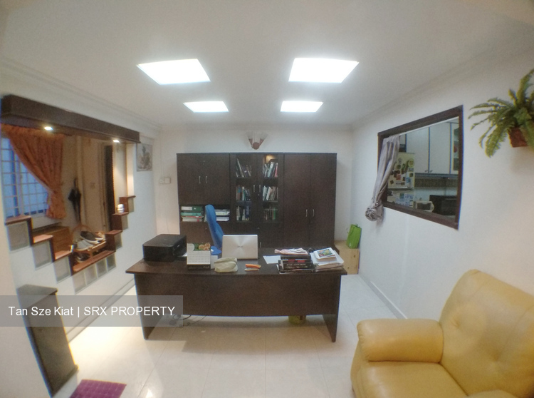 Pasir Ris Street 21 thumbnail photo